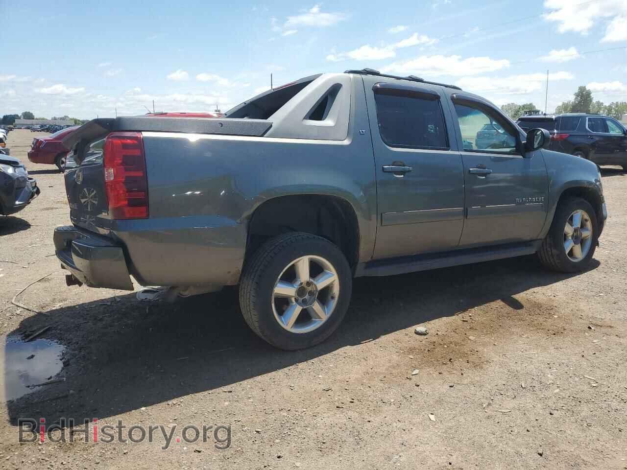 2011 CHEVROLET AVALANCHE - VIN: 3GNTKFE38BG111835 - Фото 3