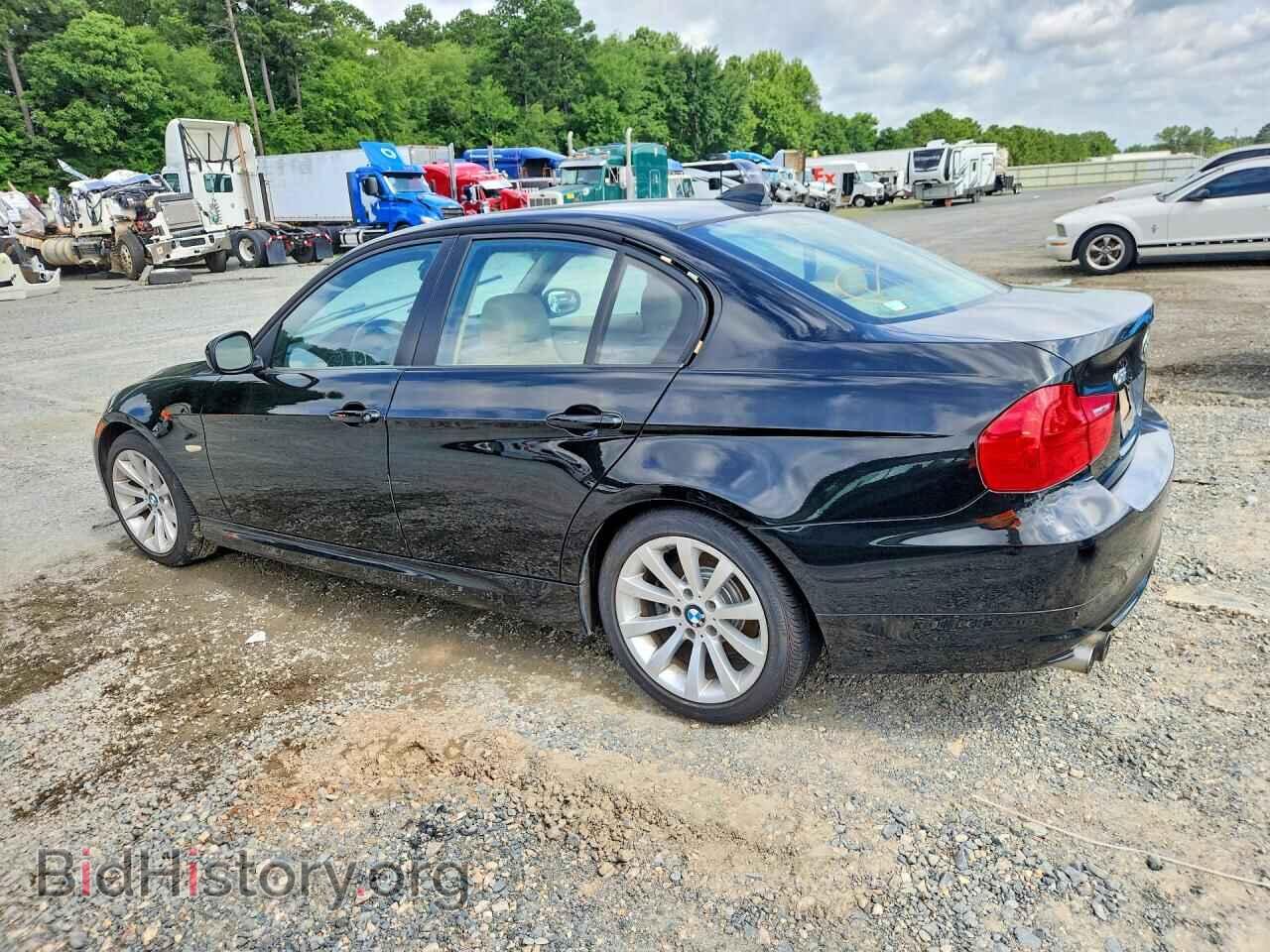 2011 BMW 3 SERIES - VIN: WBAPH7C59BE461627 - Фото 2