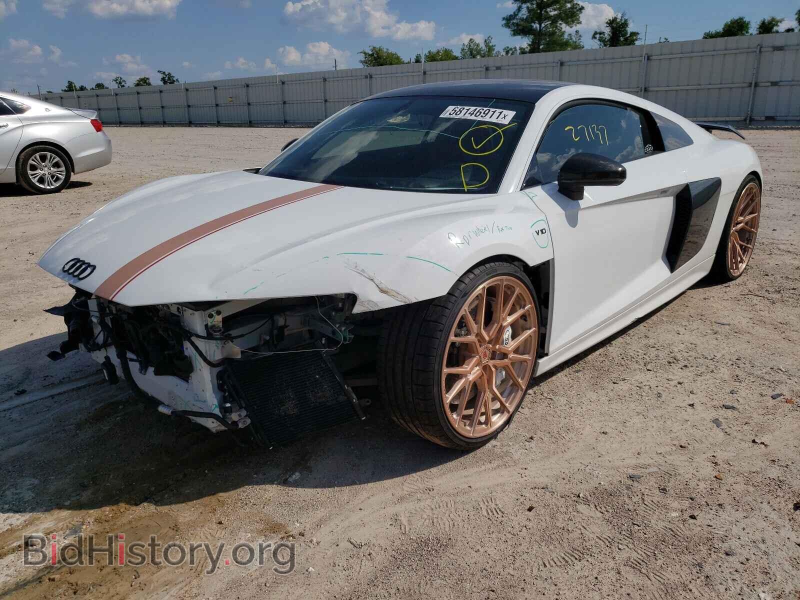 2017 AUDI R8 - VIN: WUAKBAFX0H7904160 - Фото 2