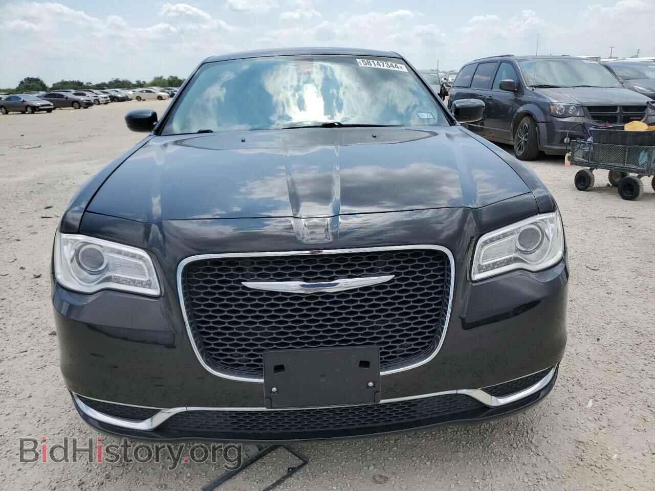 2016 CHRYSLER 300 - VIN: 2C3CCAAG2GH224354 - Фото 5