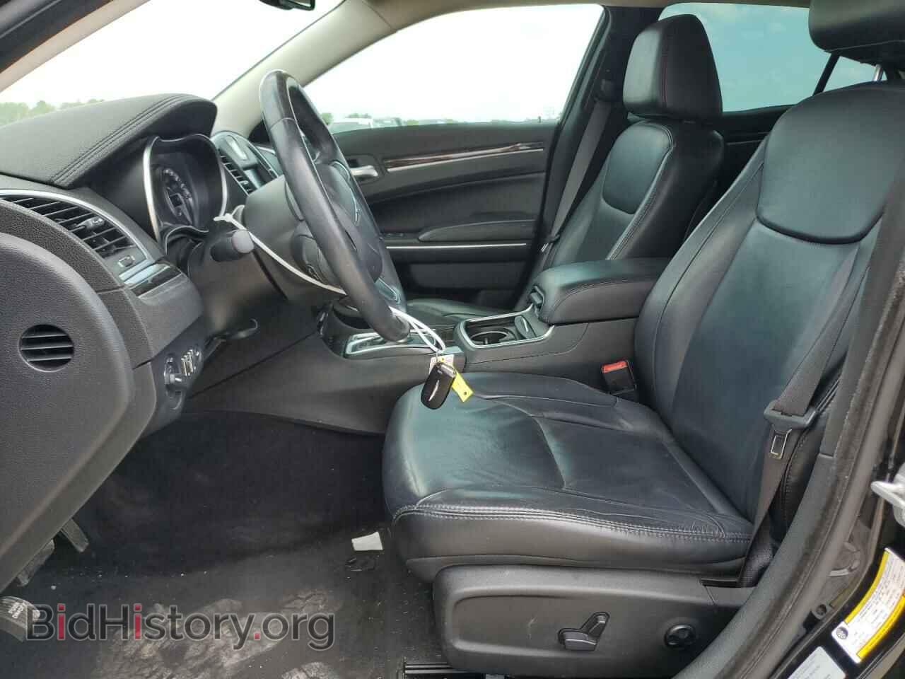 2016 CHRYSLER 300 - VIN: 2C3CCAAG2GH224354 - Фото 7