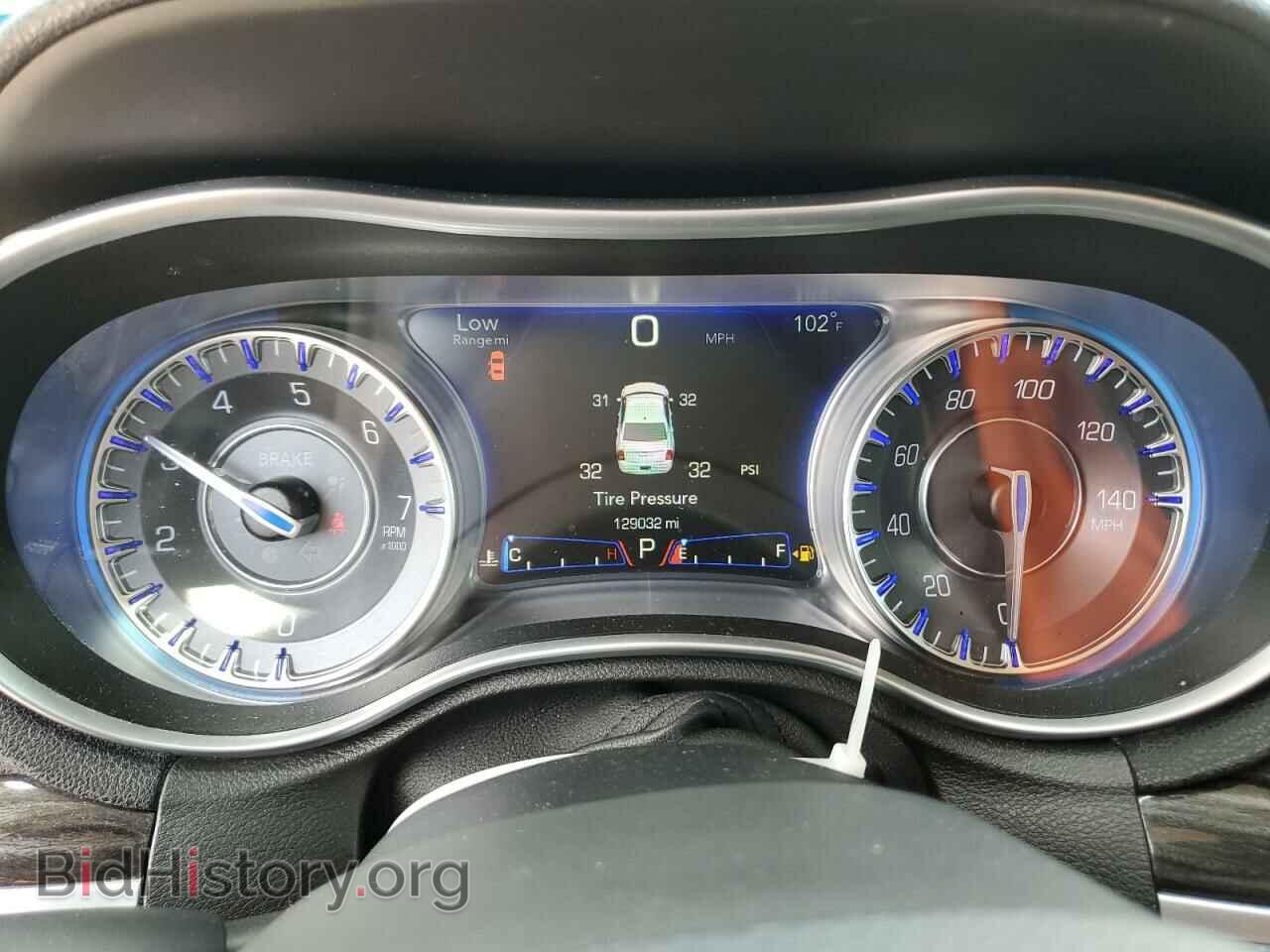 2016 CHRYSLER 300 - VIN: 2C3CCAAG2GH224354 - Фото 9