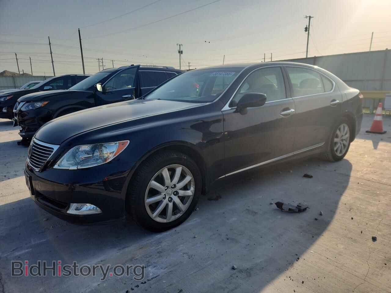 Фотография JTHGL46F975015360 - LEXUS LS460 2007
