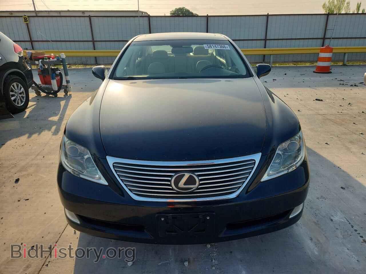 2007 LEXUS LS460 - VIN: JTHGL46F975015360 - Photo 5