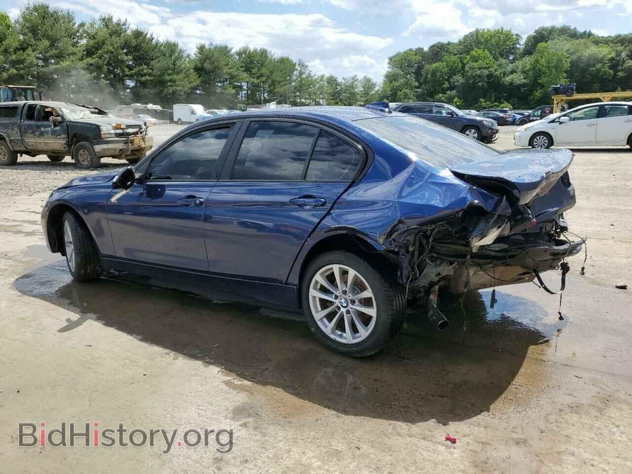 2017 BMW 3 SERIES - VIN: WBA8A3C39HK693090 - Фото 2