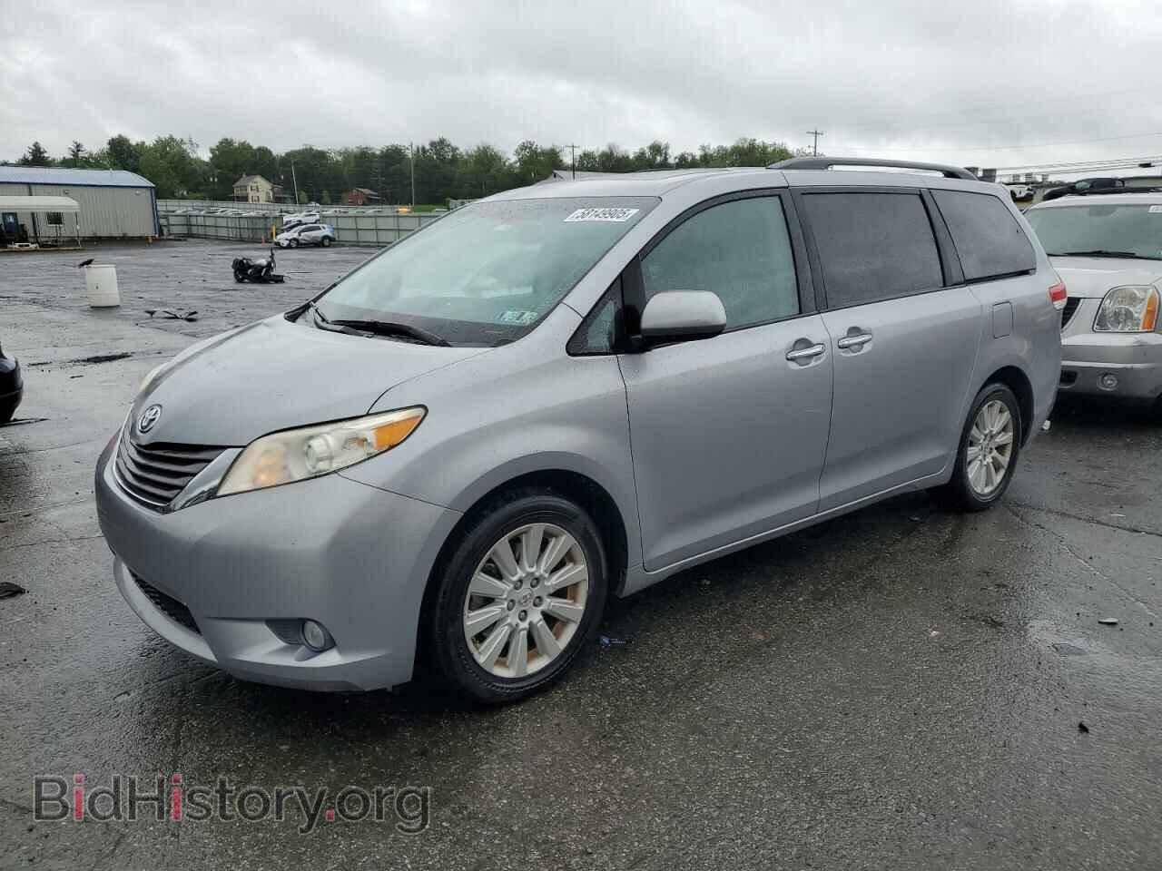 Photo 5TDDK3DC8DS056594 - TOYOTA All Models 2013