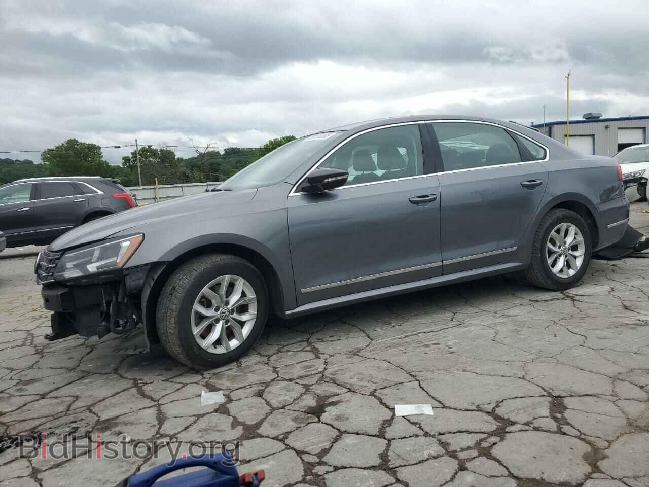 Photo 1VWAT7A32HC078610 - VOLKSWAGEN PASSAT 2017