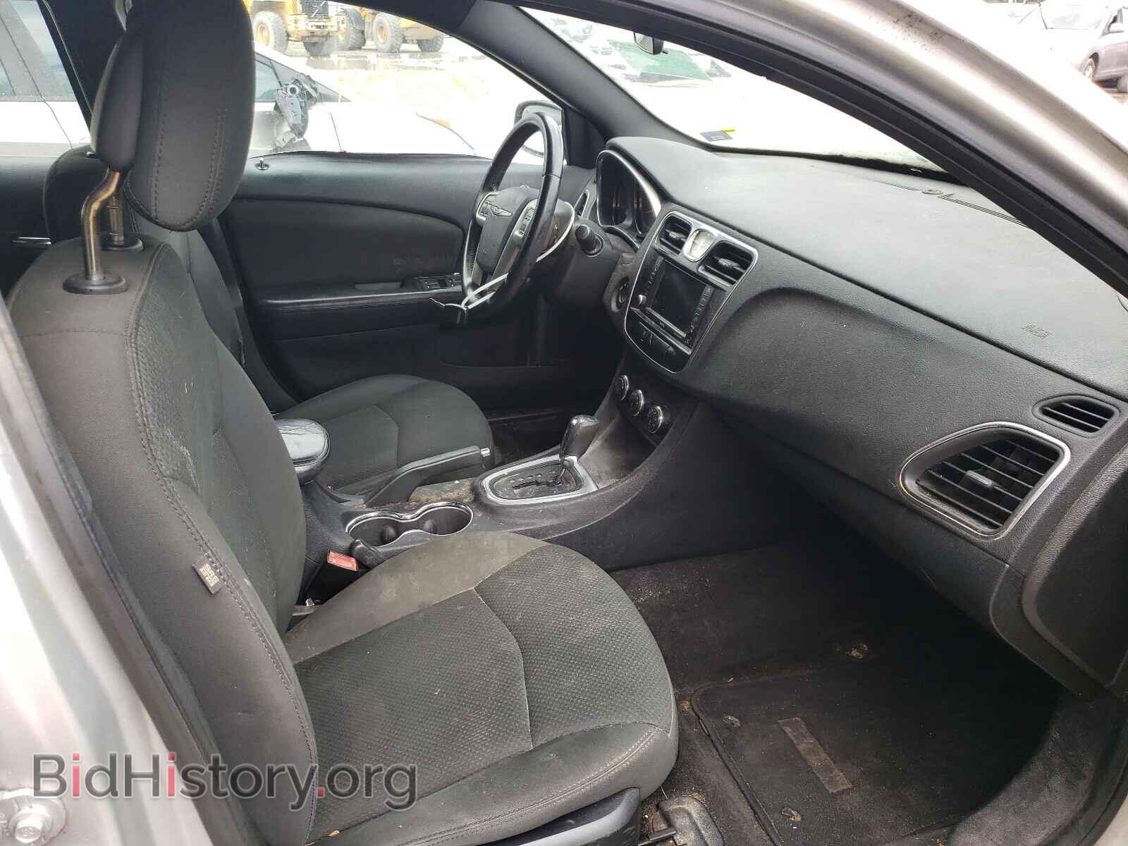 2012 CHRYSLER 200 - VIN: 1C3CCBBG2CN139942 - Фото 5