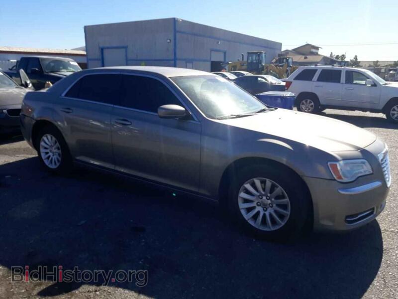 2014 Chrysler 300 (VIN 2C3CCAAG8EH141847) — фото 4 из 12