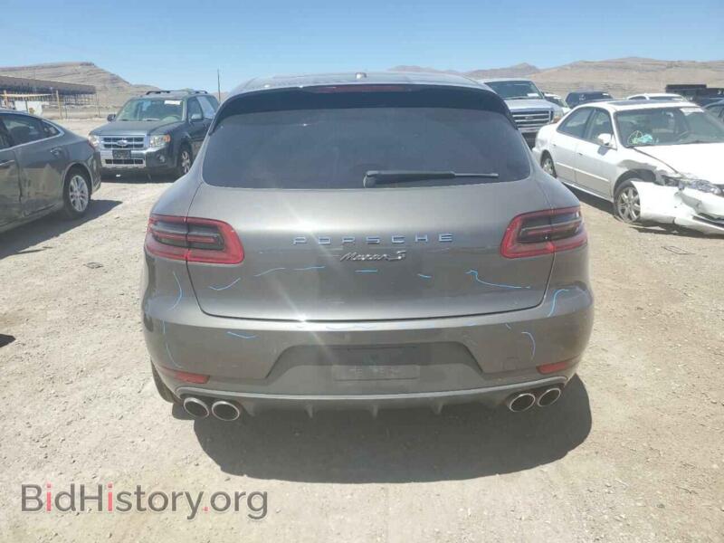 2016 Porsche MACAN (VIN WP1AB2A53GLB51975) — photo 6 of 13