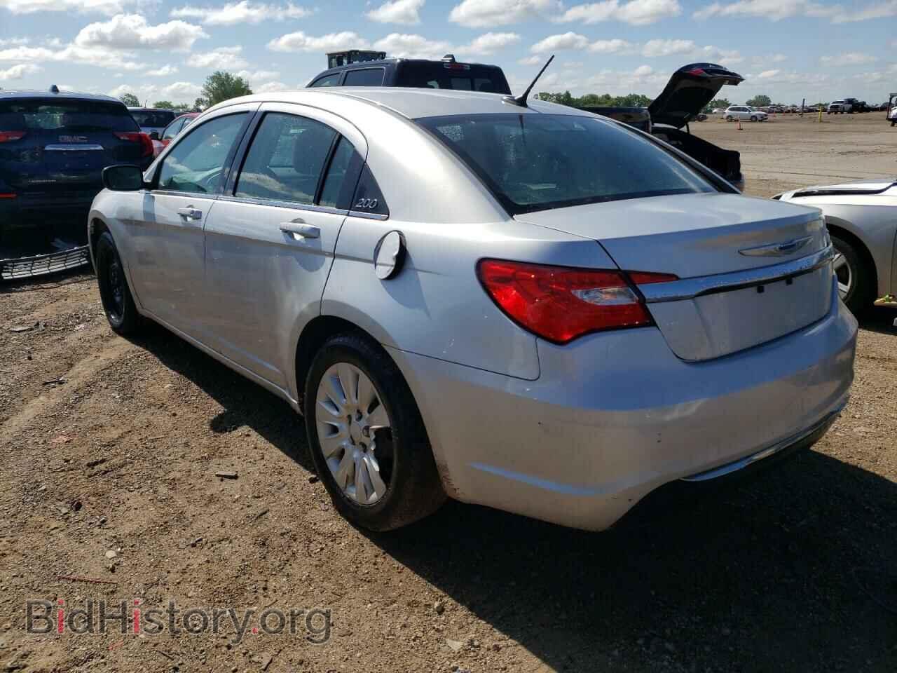 2012 CHRYSLER 200 - VIN: 1C3CCBAB1CN292494 - Фото 2