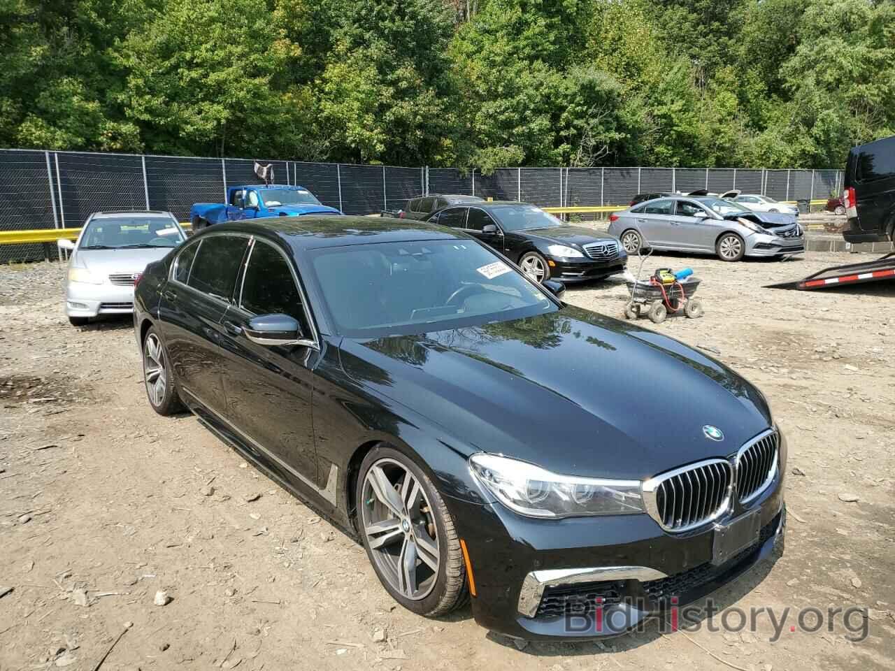 Фотография WBA7E4C59HGU99105 - BMW 7 SERIES 2017