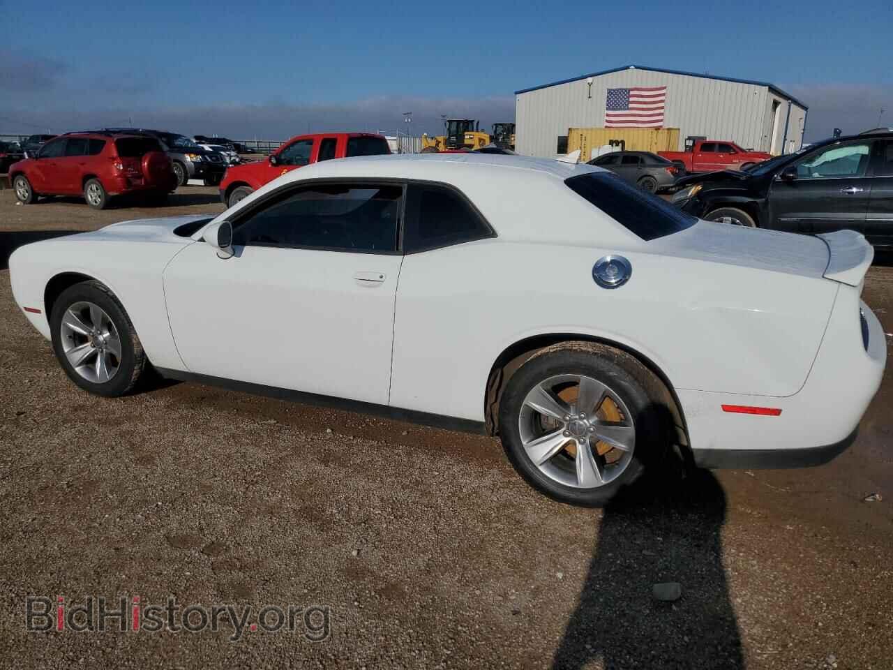 2018 DODGE CHALLENGER - VIN: 2C3CDZAG8JH215595 - Photo 2