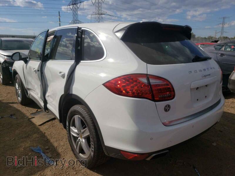 2014 Porsche CAYENNE (VIN WP1AA2A27ELA94864) — фото 3 из 10