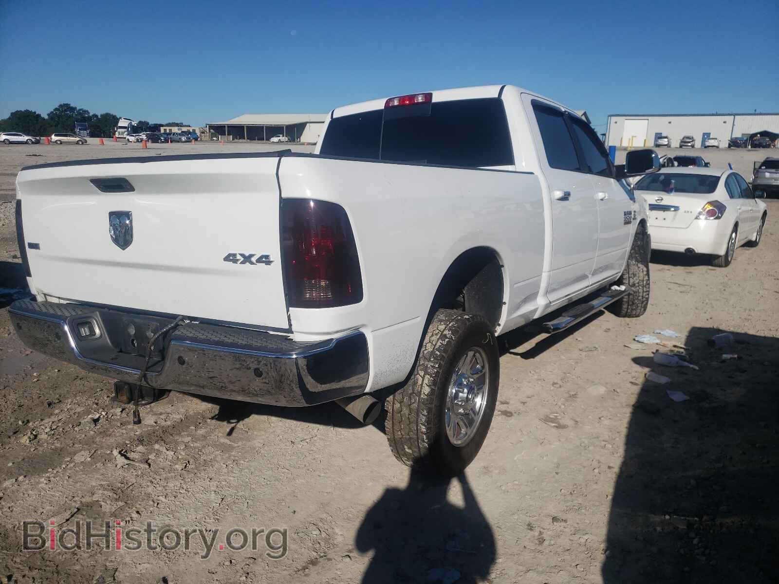 2018 RAM 2500 - VIN: 3C6UR5DL8JG218359 - Фото 4