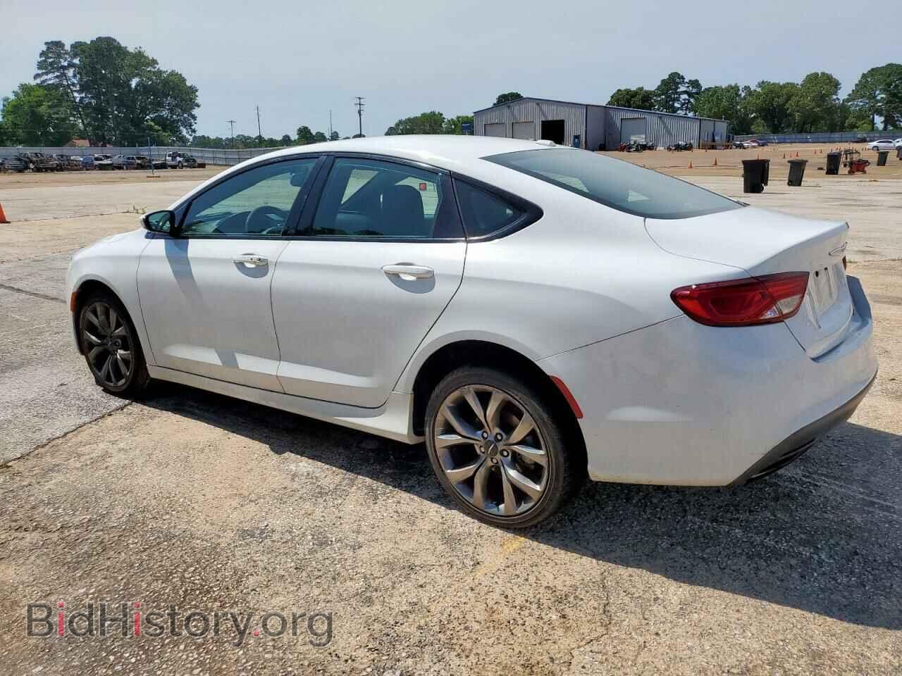 2015 CHRYSLER 200 - VIN: 1C3CCCBB5FN698352 - Фото 2