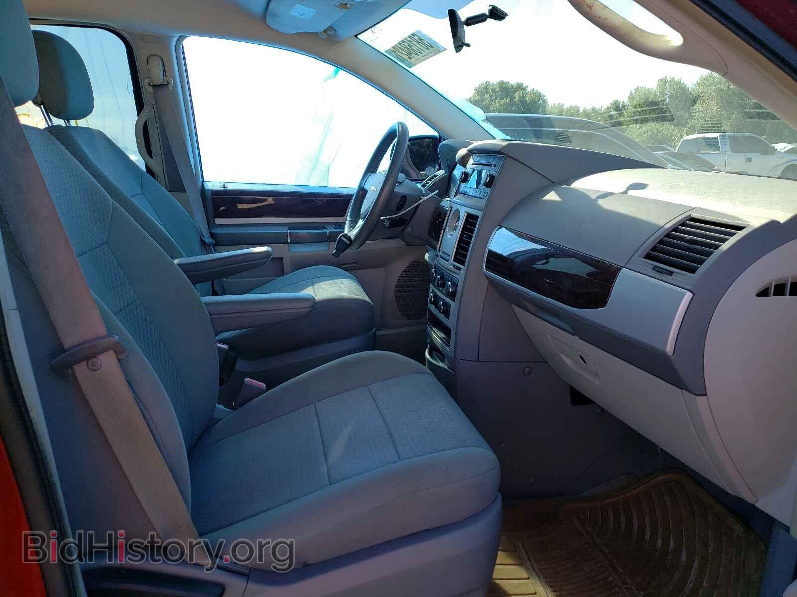 2010 CHRYSLER MINIVAN - VIN: 2A4RR5D15AR315665 - Фото 5