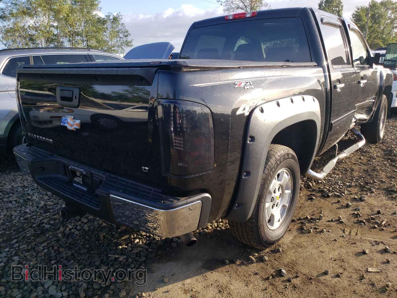 2011 CHEVROLET SILVERADO - VIN: 3GCPKSE33BG365701 - Фото 4