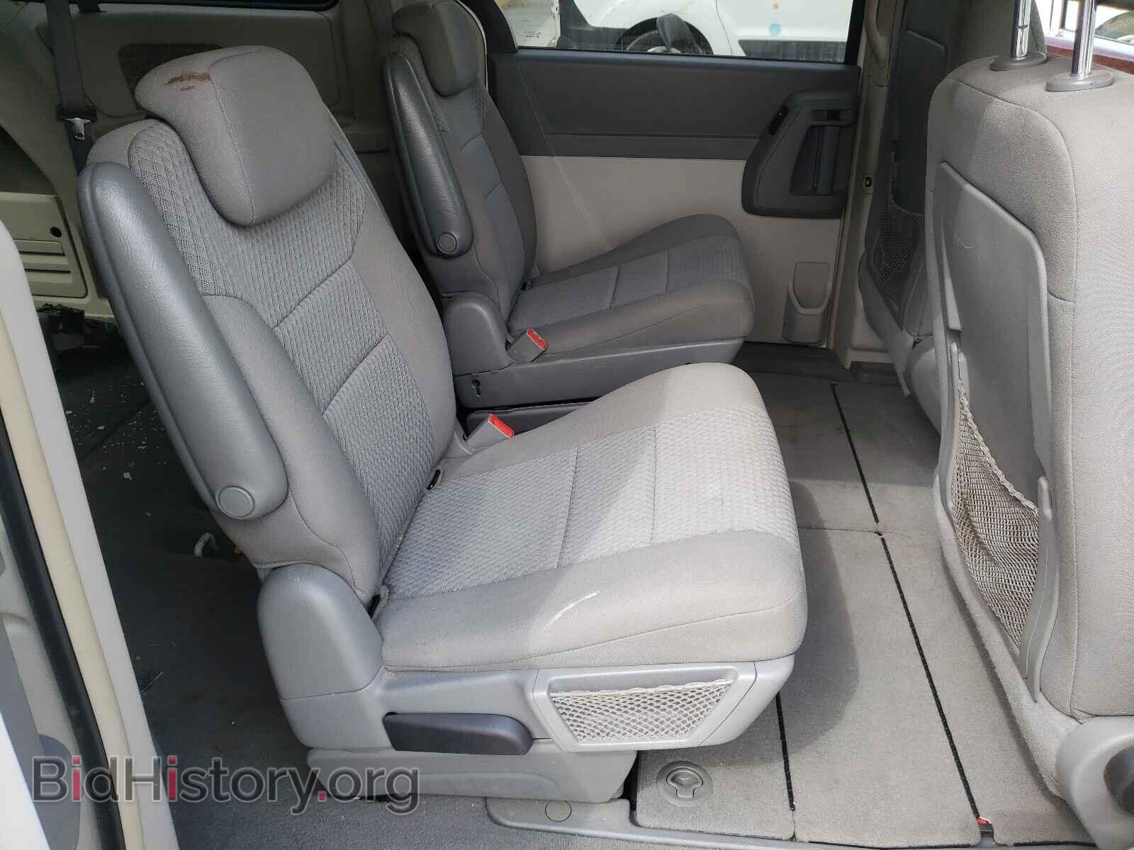 2010 CHRYSLER MINIVAN - VIN: 2A4RR5D18AR397861 - Photo 6