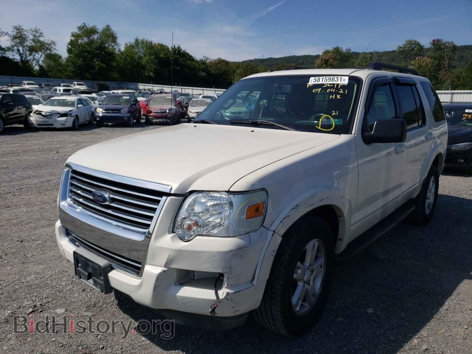 2010 FORD EXPLORER - VIN: 1FMEU7DE2AUA77676 - Фото 2