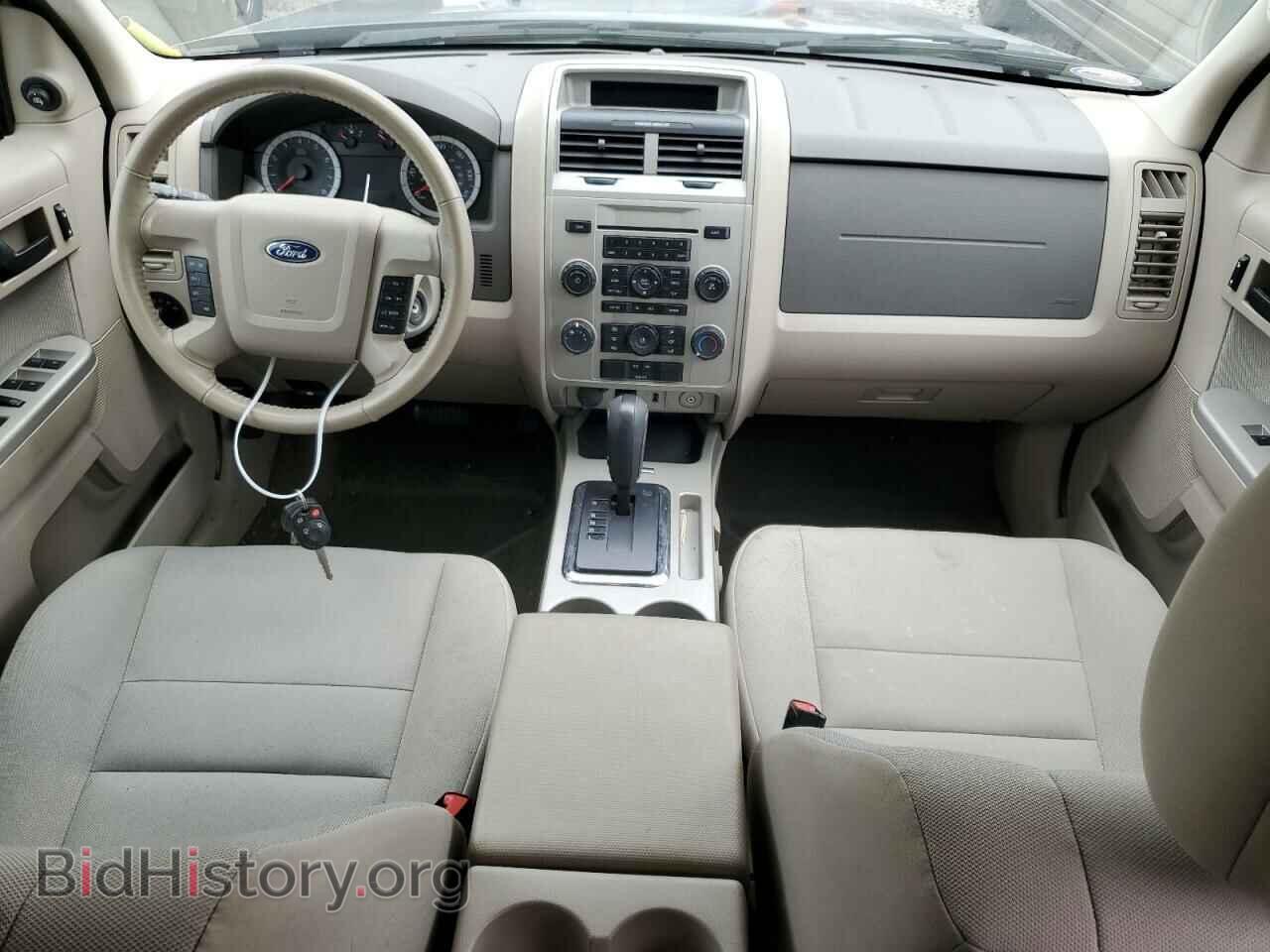 2011 FORD ESCAPE - VIN: 1FMCU0D76BKA98169 - Фото 8
