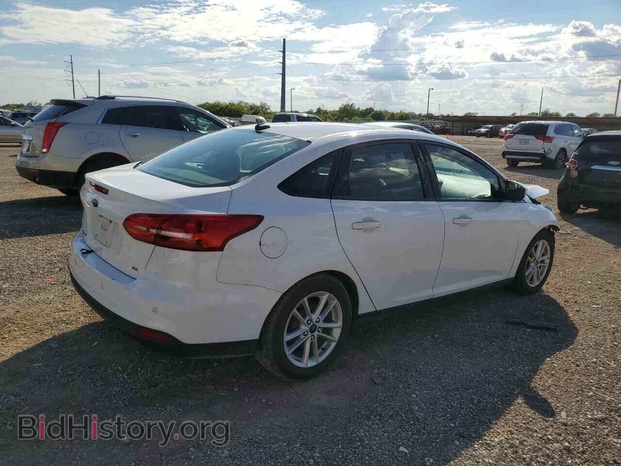 2016 FORD FOCUS - VIN: 1FADP3F26GL400702 - Фото 3