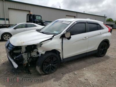 2018 Mitsubishi ECLIPSE LE, white — VIN JA4AT4AA0JZ051869, Copart