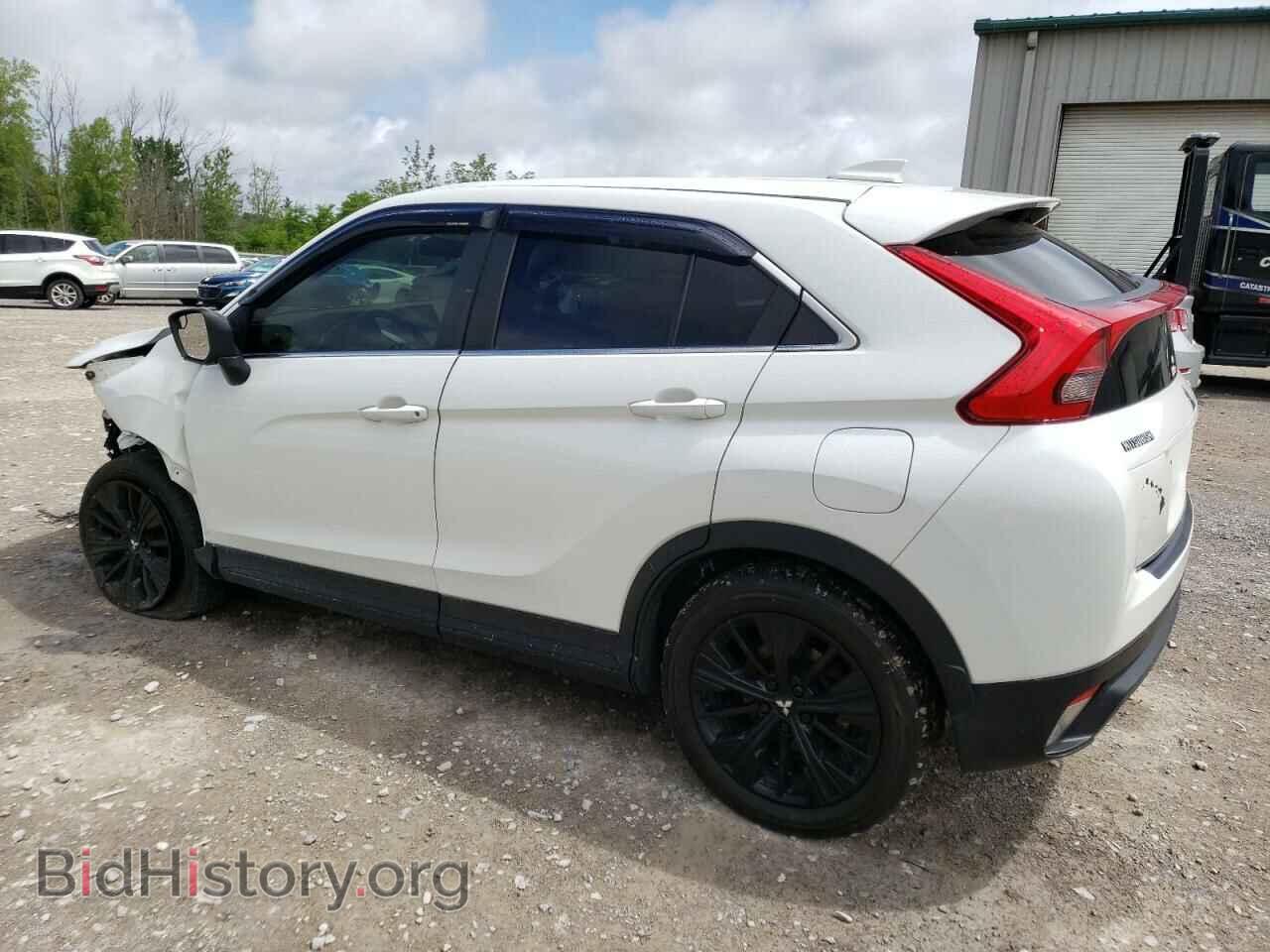 2018 MITSUBISHI ECLIPSE - VIN: JA4AT4AA0JZ051869 - Photo 2