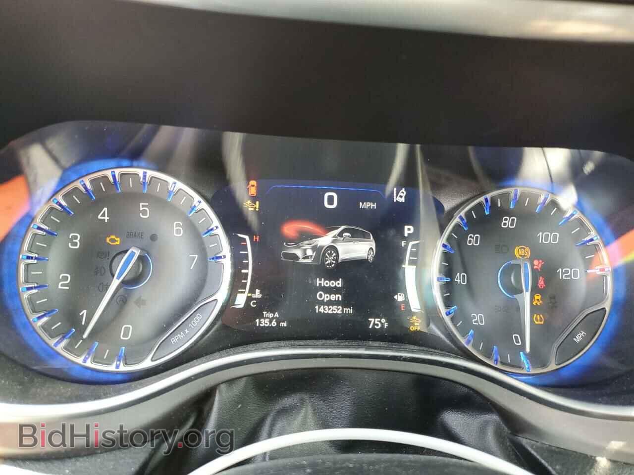 2017 CHRYSLER PACIFICA - VIN: 2C4RC1GG7HR721490 - Photo 9