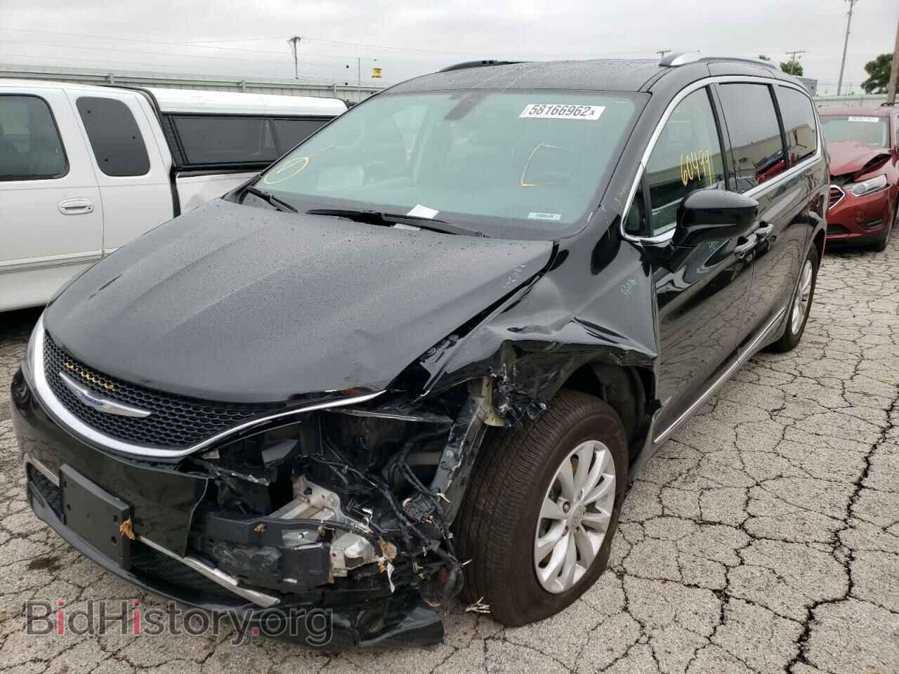 2018 CHRYSLER PACIFICA - VIN: 2C4RC1BG5JR217369 - Photo 2