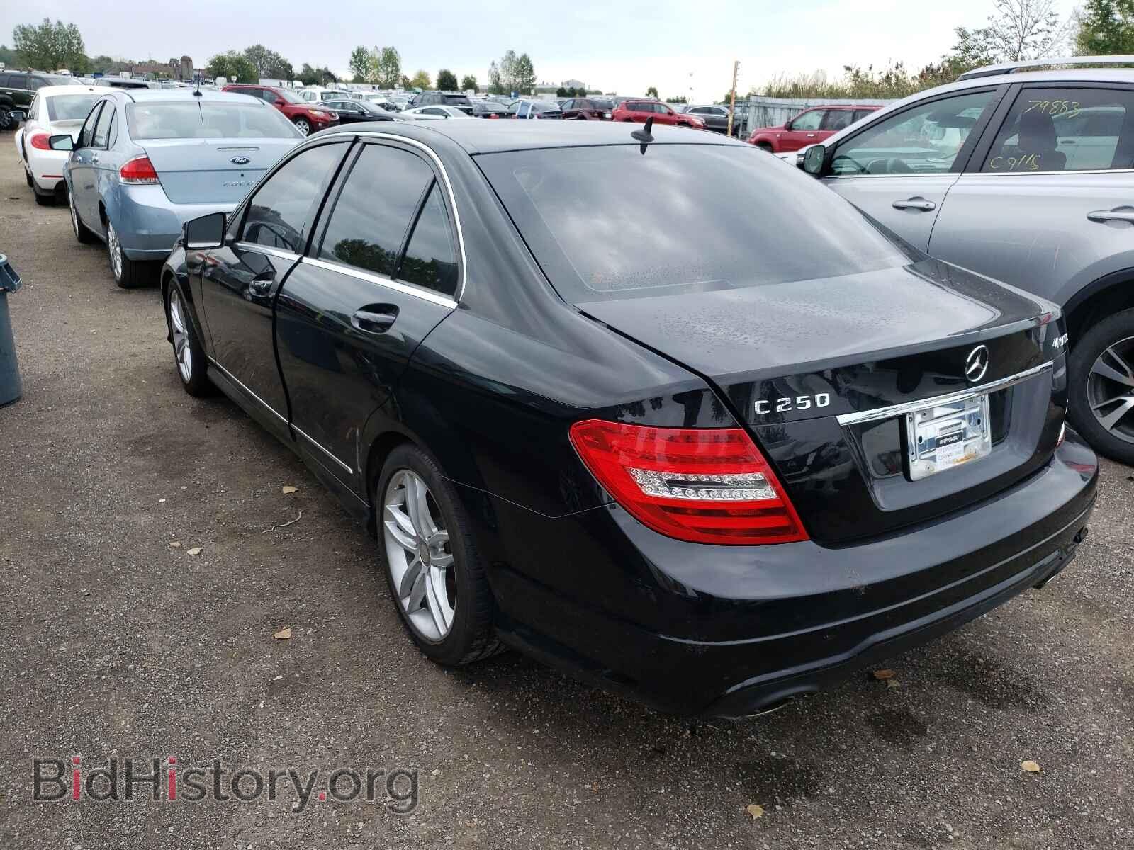 2012 MERCEDES-BENZ C-CLASS - VIN: WDDGF8FB8CA646976 - Фото 3