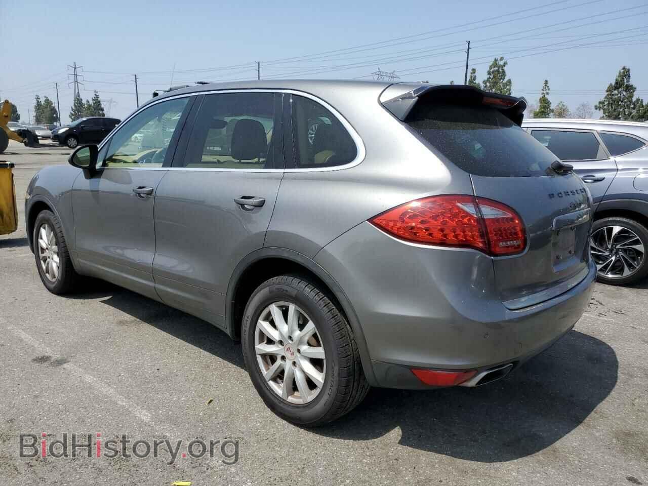 2011 PORSCHE CAYENNE - VIN: WP1AA2A27BLA05970 - Фото 2