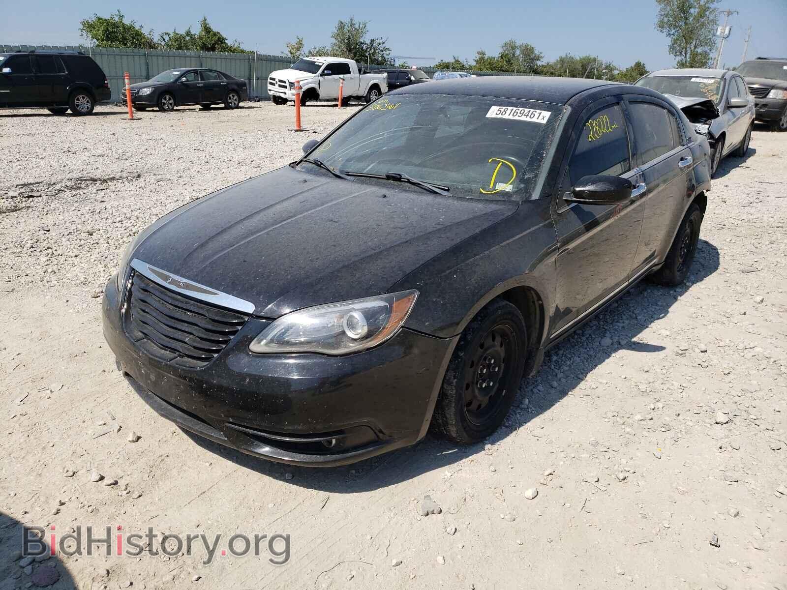 2012 CHRYSLER 200 - VIN: 1C3CCBBG7CN306361 - Фото 2