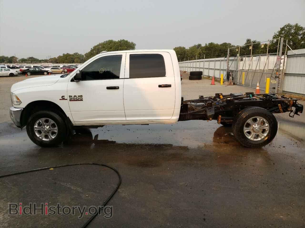2018 RAM 3500 - VIN: 3C63R3GL6JG178942 - Фото 9
