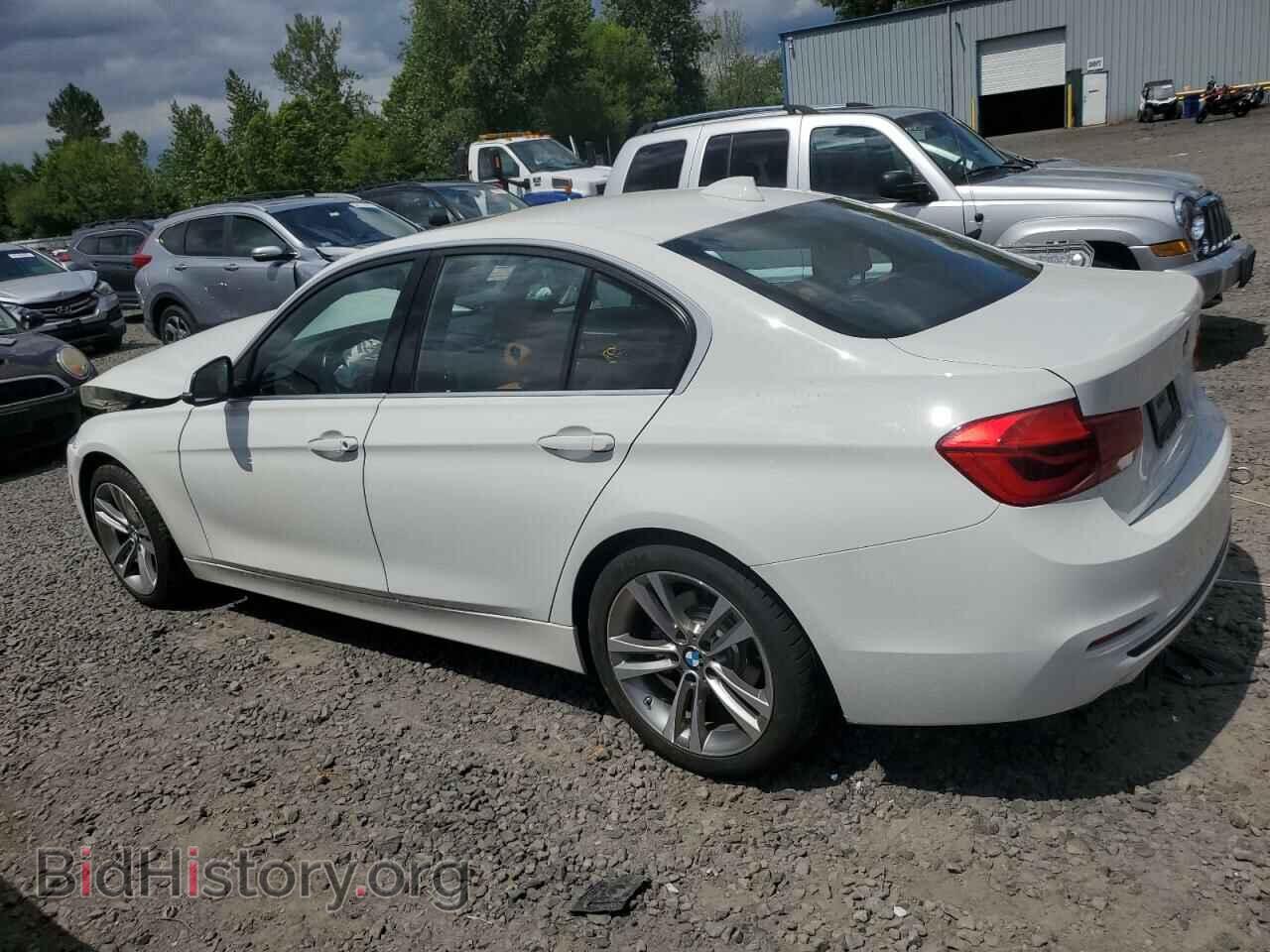 2018 BMW 3 SERIES - VIN: WBA8B9C5XJEE83087 - Photo 2