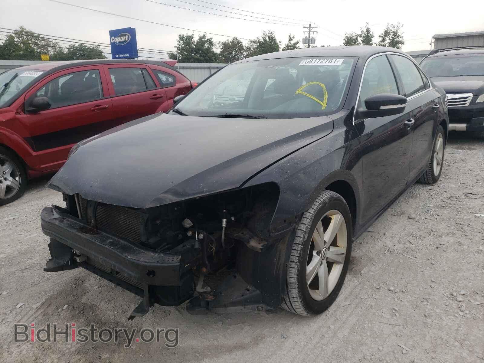 2013 VOLKSWAGEN PASSAT - VIN: 1VWBP7A33DC031671 - Фото 2