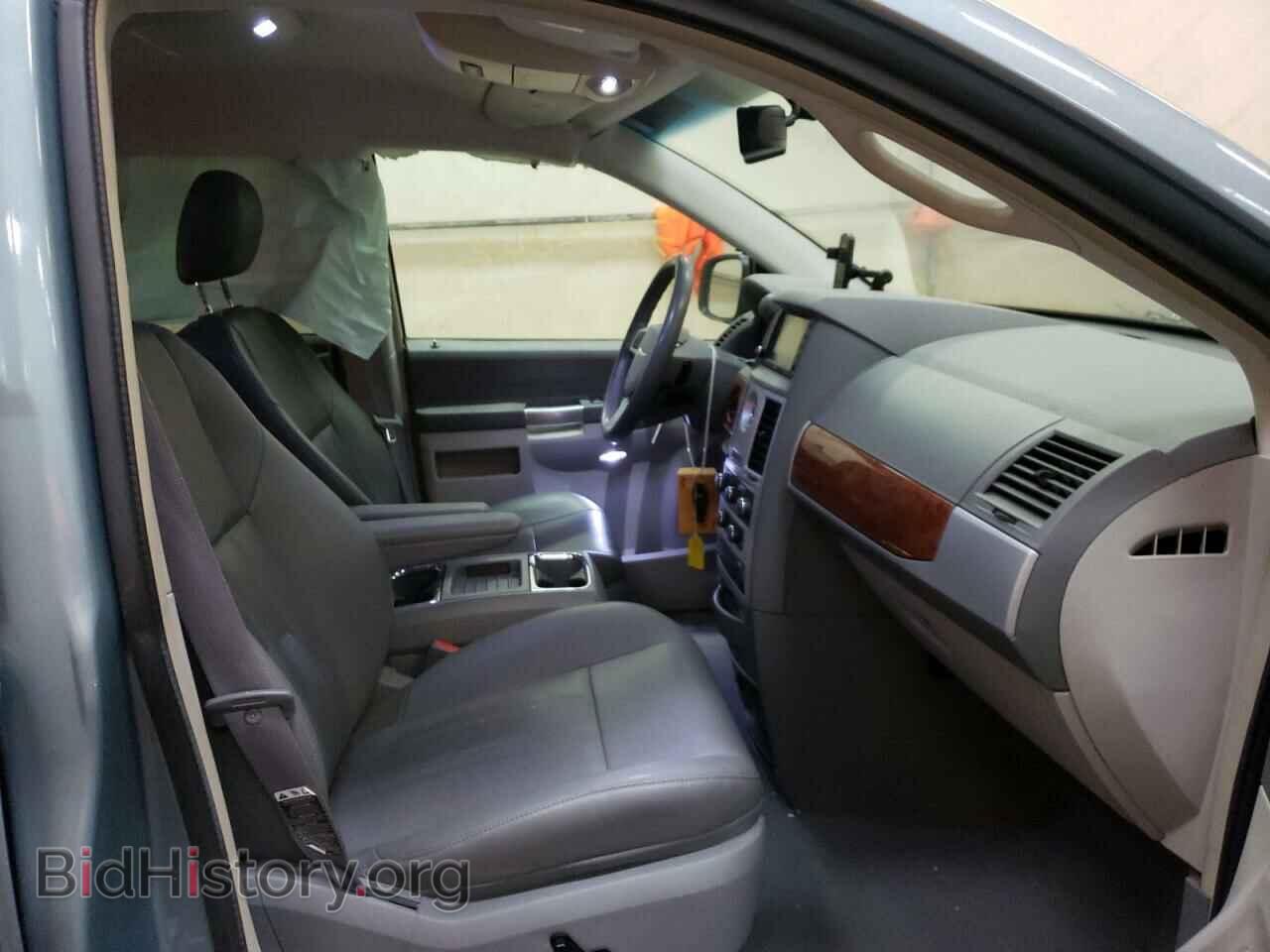2008 CHRYSLER MINIVAN - VIN: 2A8HR54P48R822095 - Фото 5