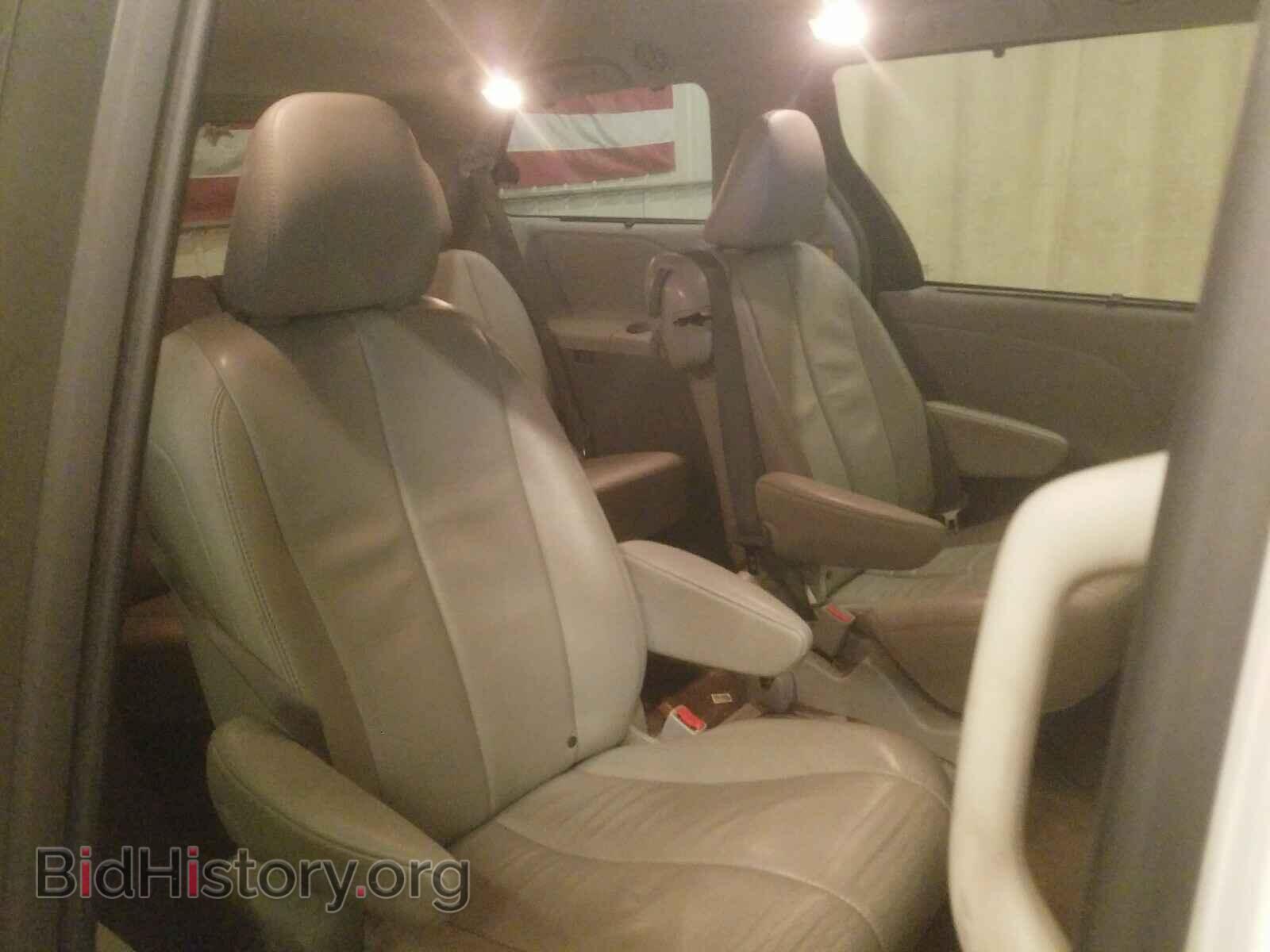 2013 TOYOTA SIENNA - VIN: 5TDYK3DC8DS371445 - Фото 6