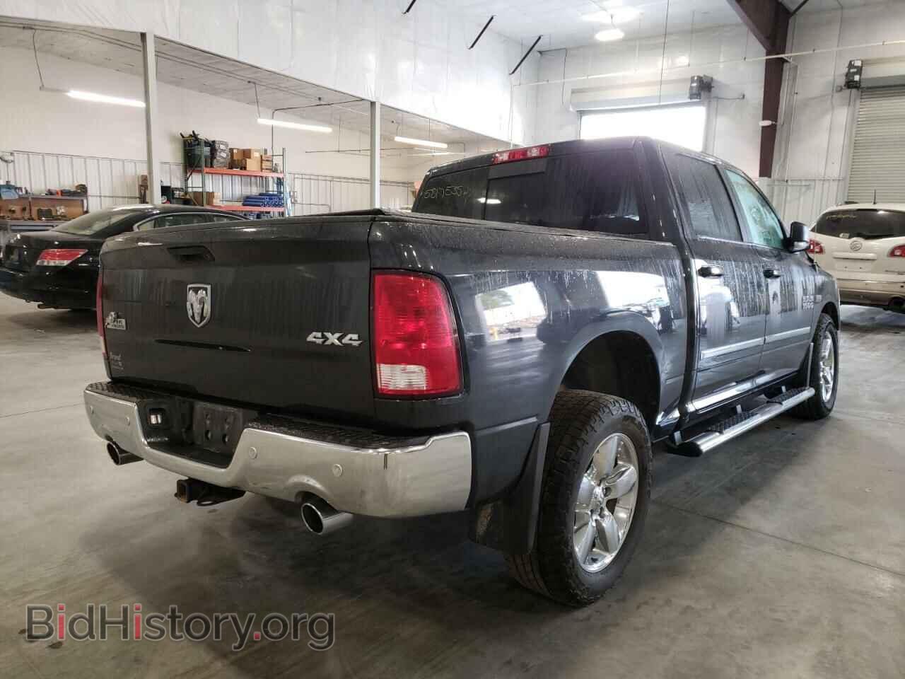 2018 RAM 1500 - VIN: 3C6RR7LT1JG163093 - Фото 4