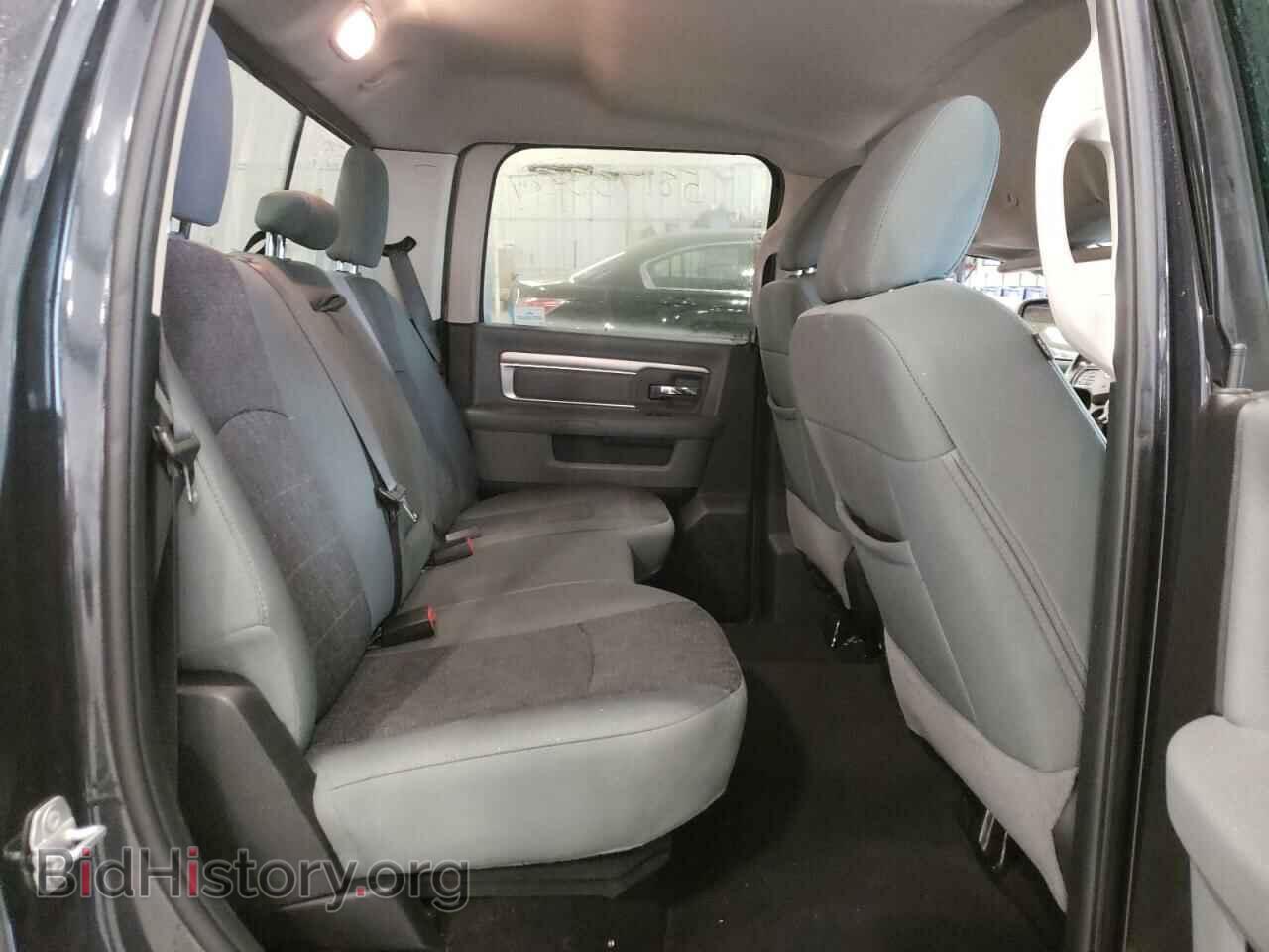 2018 RAM 1500 - VIN: 3C6RR7LT1JG163093 - Фото 6