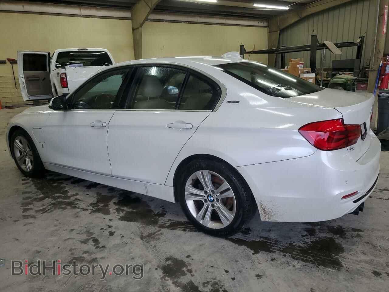 2017 BMW 3 SERIES - VIN: WBA8E1C30HA029663 - Фото 2