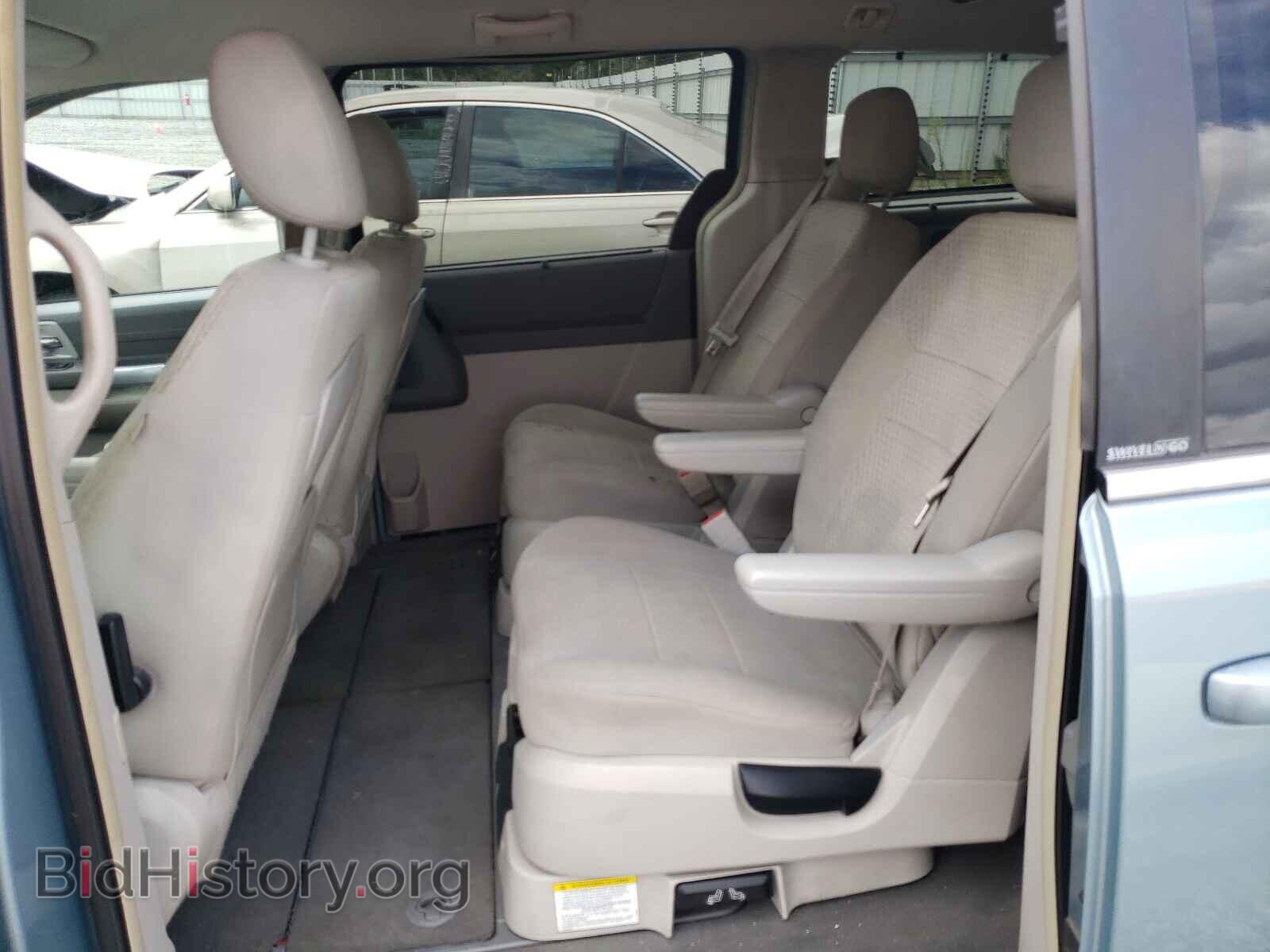 2008 CHRYSLER MINIVAN - VIN: 2A8HR54P68R640754 - Фото 6