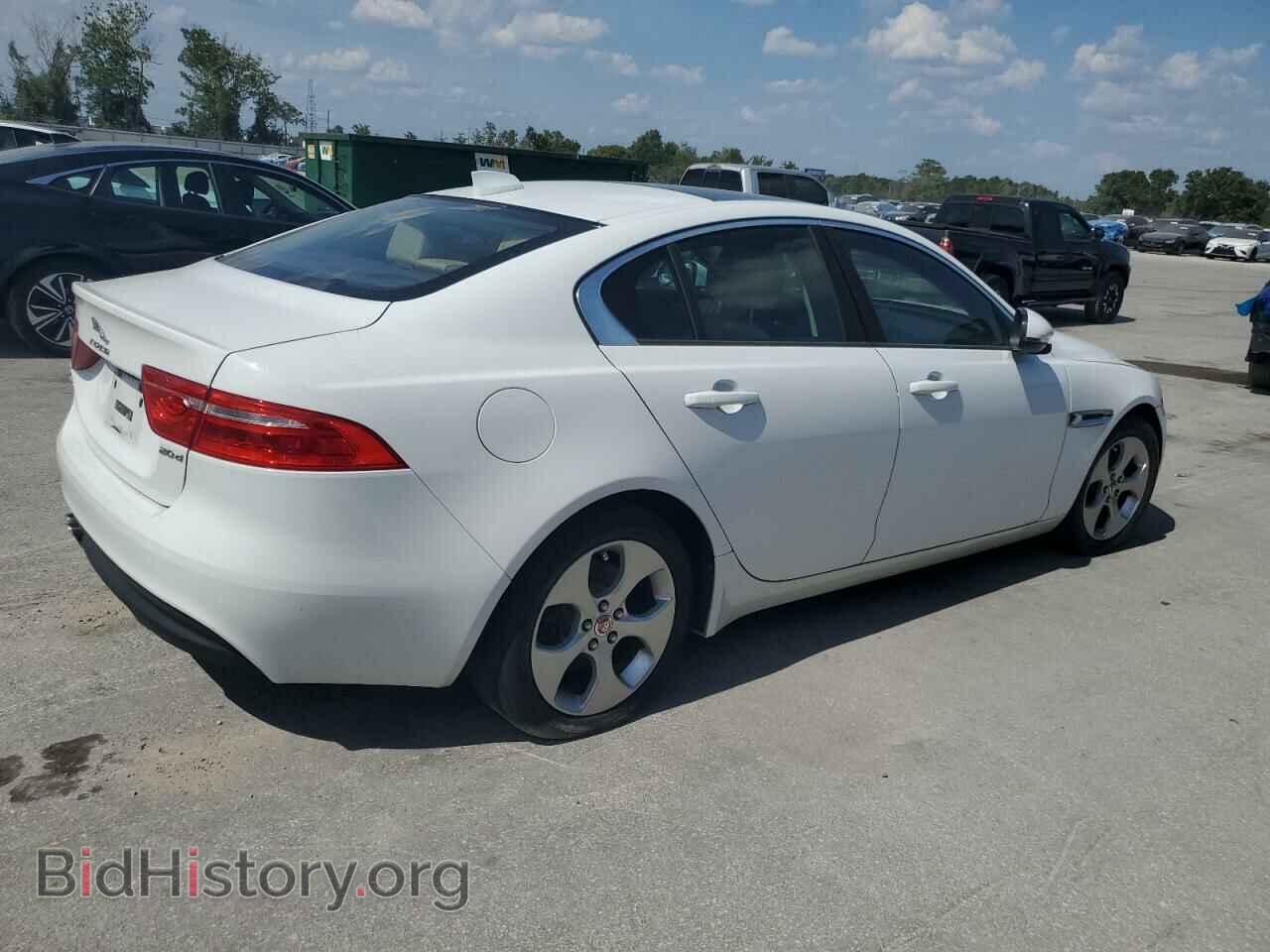 2017 JAGUAR XE - VIN: SAJAR4BN9HA977316 - Фото 3
