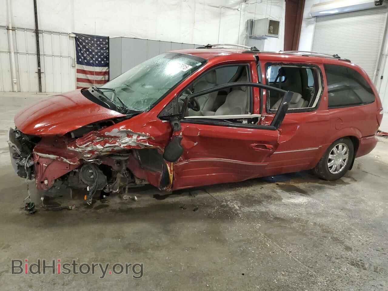 Photo 2C8GP64L15R402848 - CHRYSLER MINIVAN 2005