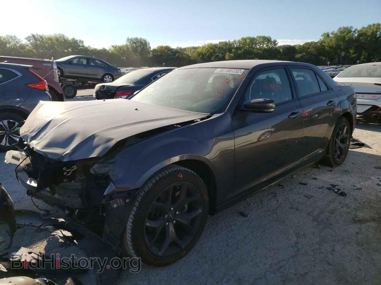 2021 CHRYSLER 300 - VIN: 2C3CCABT1MH558317 - Фото 2