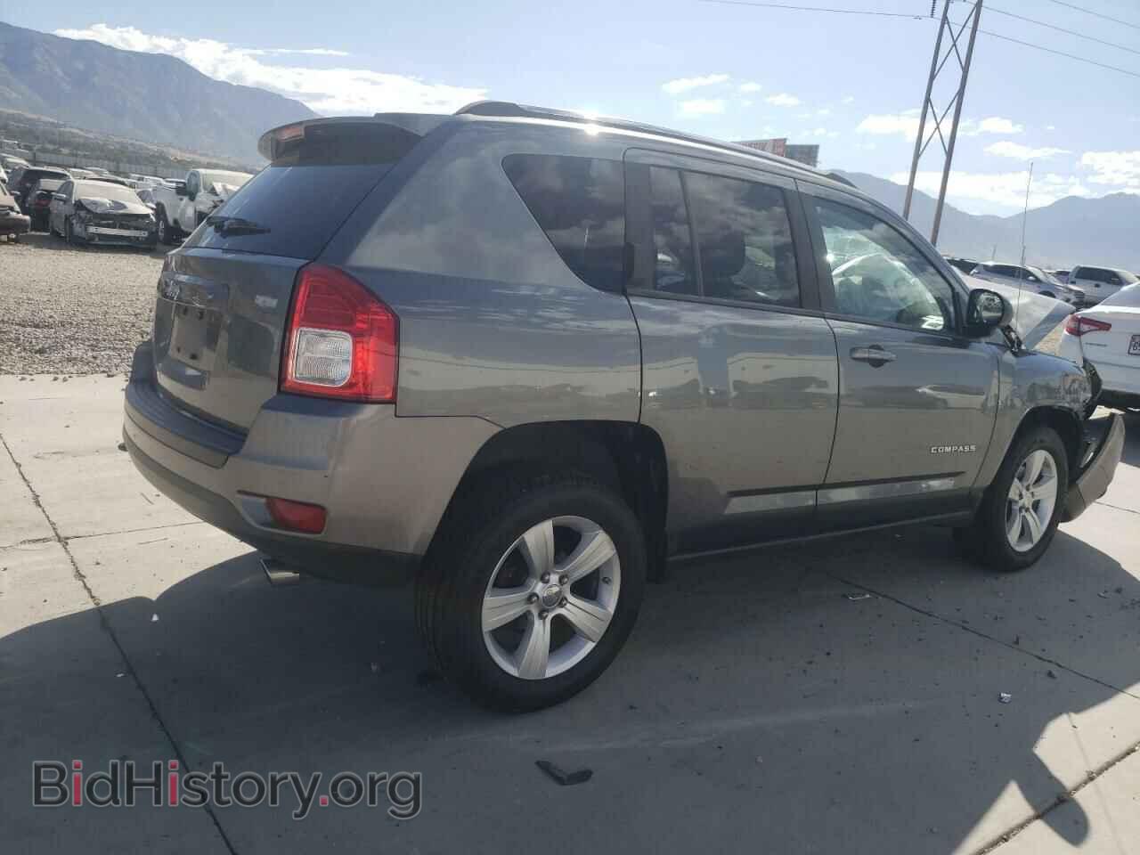 2012 JEEP COMPASS - VIN: 1C4NJDBB7CD686852 - Photo 4