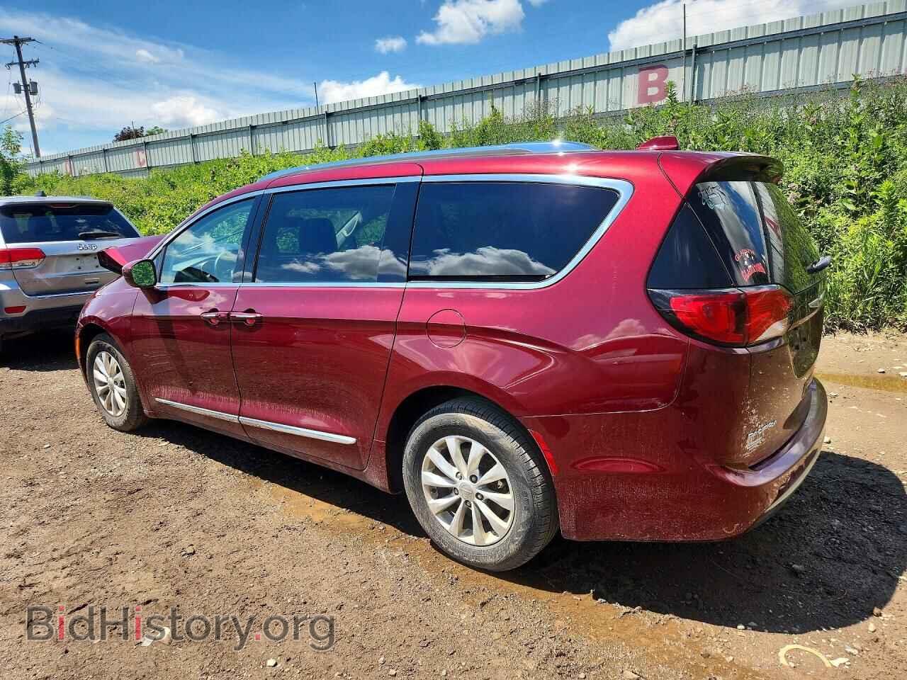 2018 CHRYSLER PACIFICA - VIN: 2C4RC1EG2JR289612 - Photo 2