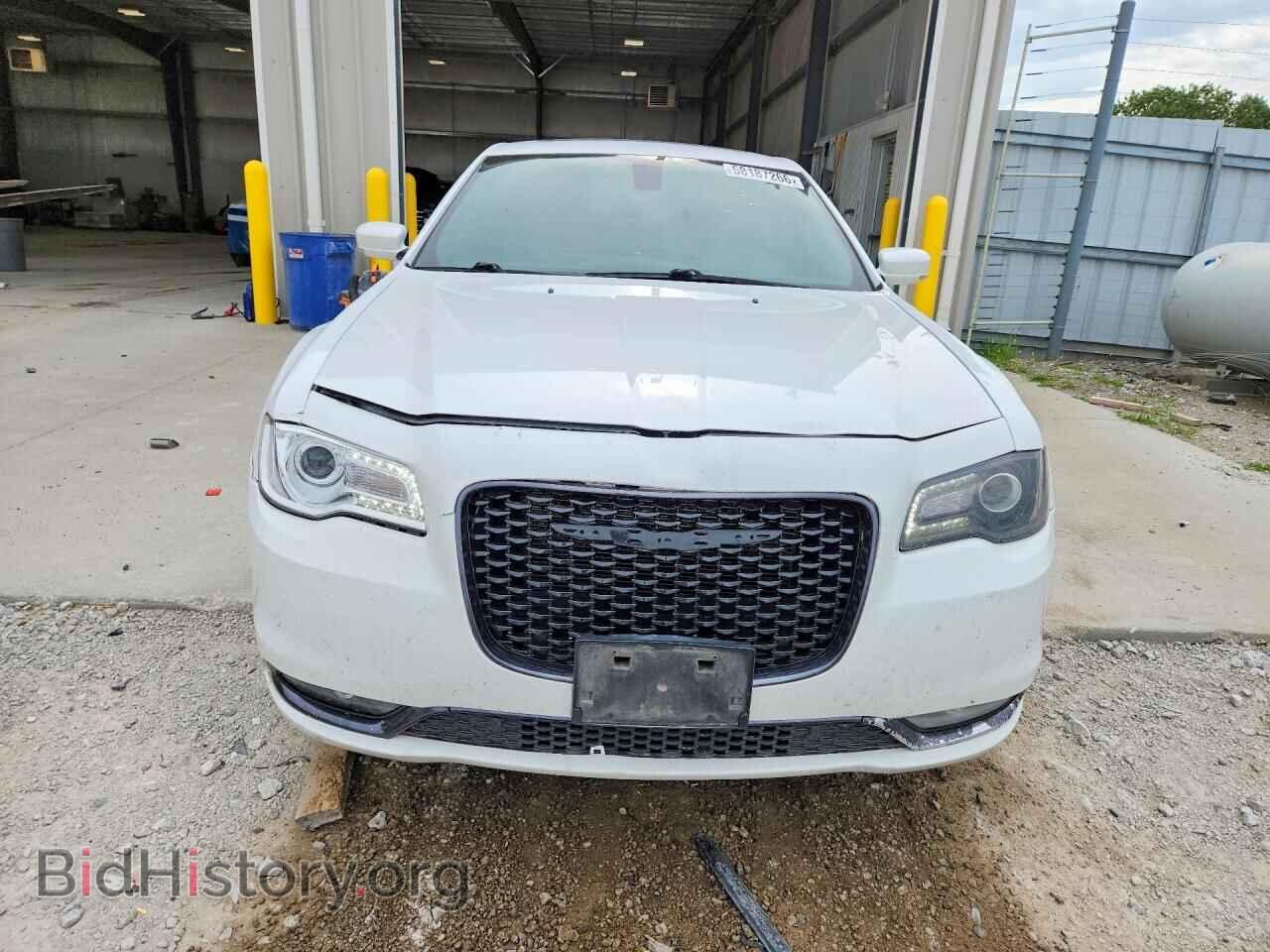 2017 CHRYSLER 300 - VIN: 2C3CCAGG0HH651217 - Фото 5
