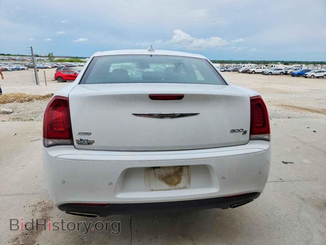 2017 CHRYSLER 300 - VIN: 2C3CCAGG0HH651217 - Фото 6