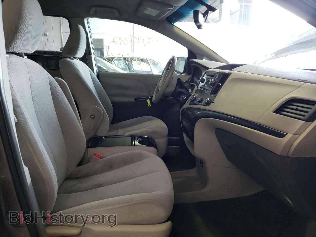 2011 TOYOTA SIENNA - VIN: 5TDKK3DC6BS075813 - Фото 5